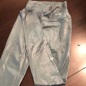 Alo Teal shine leggings 7/8 length